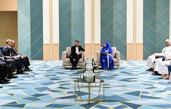 عمان و ایران ابزارهای تقویت همکاری در فناوری و علوم فضایی را بررسی می کنند