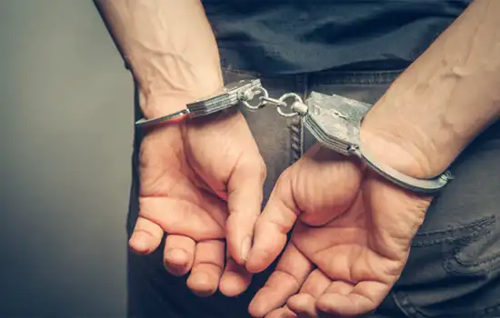 دستگیری دو مهاجر به جرم سرقت در نیزوا