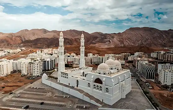پنجشنبه ۸ فوریه، تعطیلی رسمی در عمان به مناسبت معراج پیامبر 1 پنجشنبه ۸ فوریه، تعطیلی رسمی در عمان به مناسبت معراج پیامبر