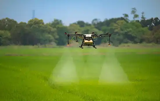 Oman's Innovative Microalgae Project, Leading in Biofuel Production 7 Omans first microalgae farming project to support biofuel production 2