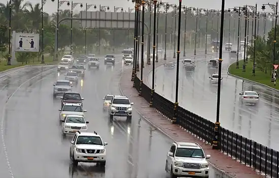 Chance of Scattered Rain Showers in Oman from Tuesday 4 Chance of Scattered Rain Showers in Oman from Tuesday