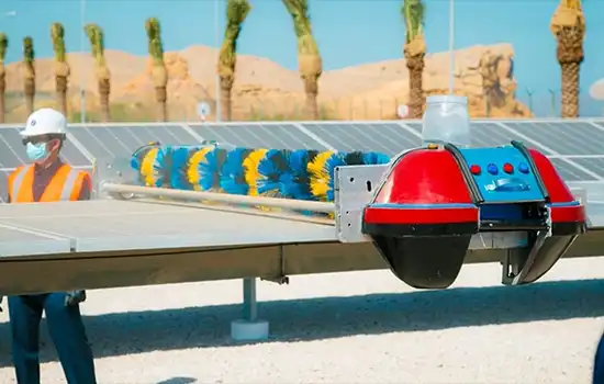 Omani Company Unveils Advanced Solar Panel Cleaning Robot 5 Omani Company Unveils Advanced Solar Panel Cleaning Robot