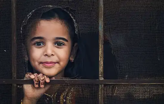 طالبة عمانية تحصد المركز الثاني في مسابقة التصوير الفوتوغرافي الدولية FIAP