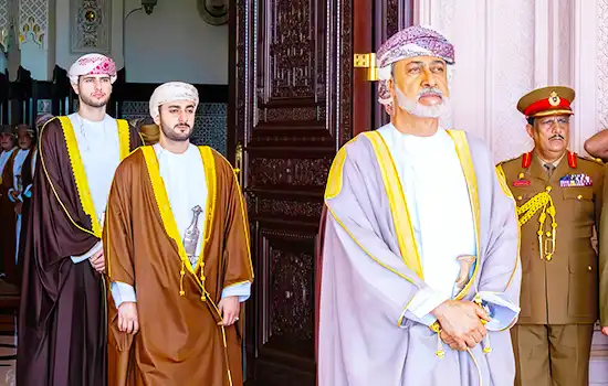 جلالة السلطان هيثم بن طارق يبعث برسالة تعزية رسمية إلى عائلات الضحايا، والشعب الأمريكي، ودونالد ترامب بعد الحادث الأليم.