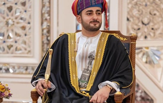 Official portrait of Crown Prince Dhi Yazan bin Haitham at the royal wedding ceremony held at Al Alam Palace – April 24, 2025