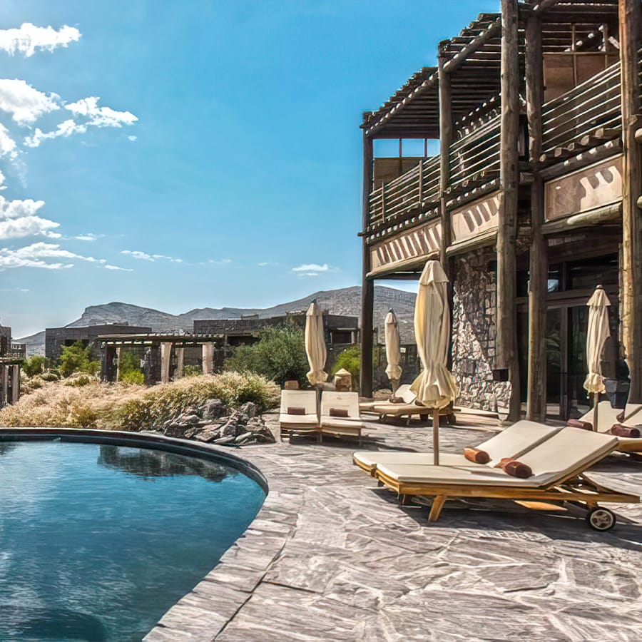 Omans 3 to 5 Star Hotels Earn Over OMR 109 Million USD 283 Million in the First Four Months of 2025 ar